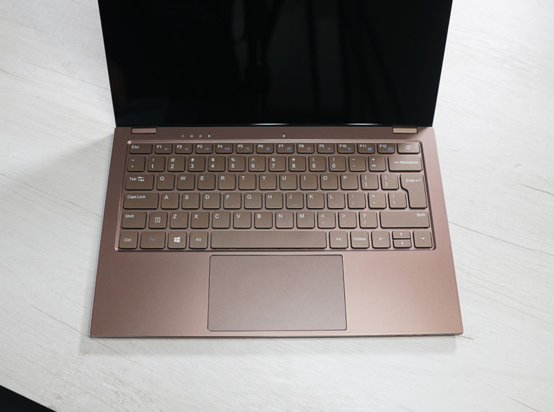 Jumper Ezbook X3 Air tastiera